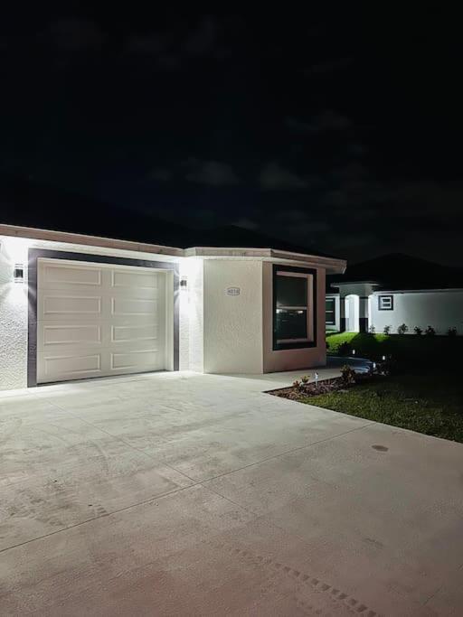 White House 1 Villa Lehigh Acres Dış mekan fotoğraf